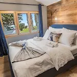 élégant Avec Jardin Et Parking Chalet Ollon