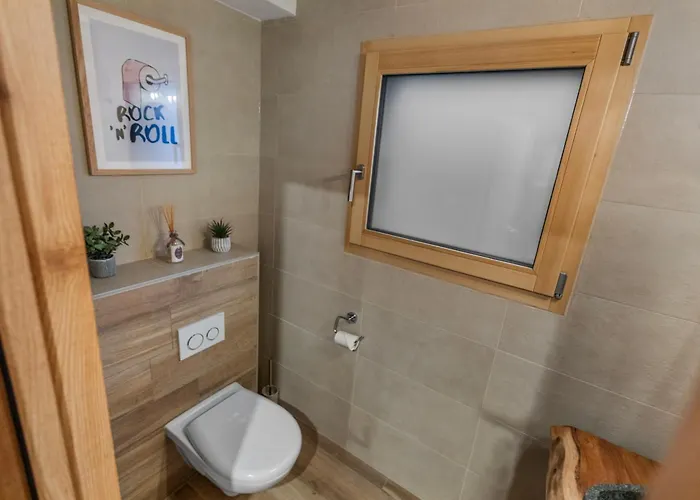 8p Villars-sur-ollon, Parking Et Jardin *